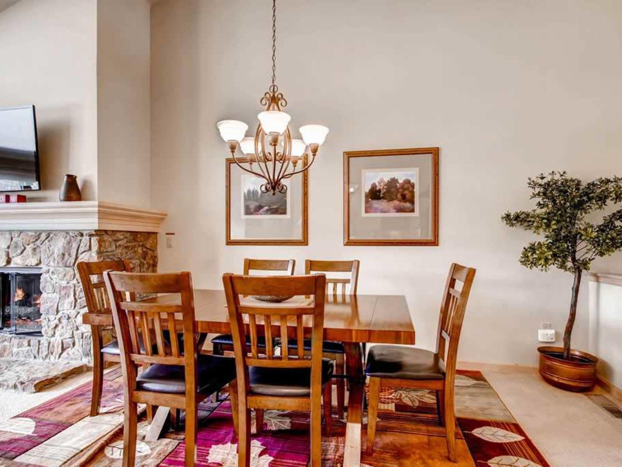 One Breckenridge Place Townhomes Exteriör bild